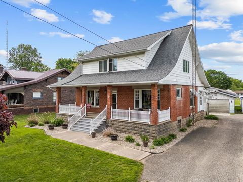 812 E Rochester Street, Akron, IN 46910 - #: 202517840