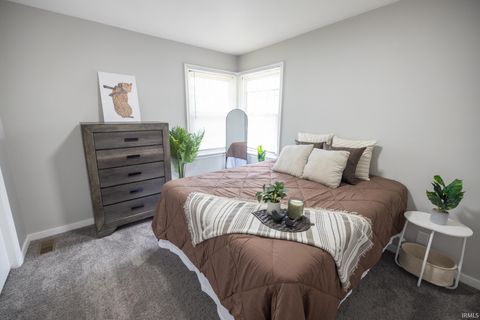 Tiny photo for 908 W Maple Drive, Knightstown, IN 46148 (MLS # 202615957)
