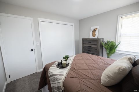 Tiny photo for 908 W Maple Drive, Knightstown, IN 46148 (MLS # 202615957)