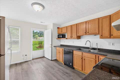 Tiny photo for 1619 N 16th Street, Lafayette, IN 47904 (MLS # 202633517)