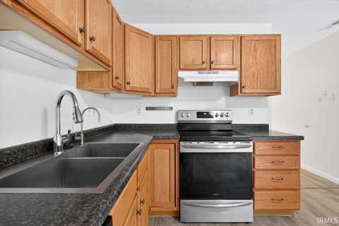 Tiny photo for 1619 N 16th Street, Lafayette, IN 47904 (MLS # 202633517)