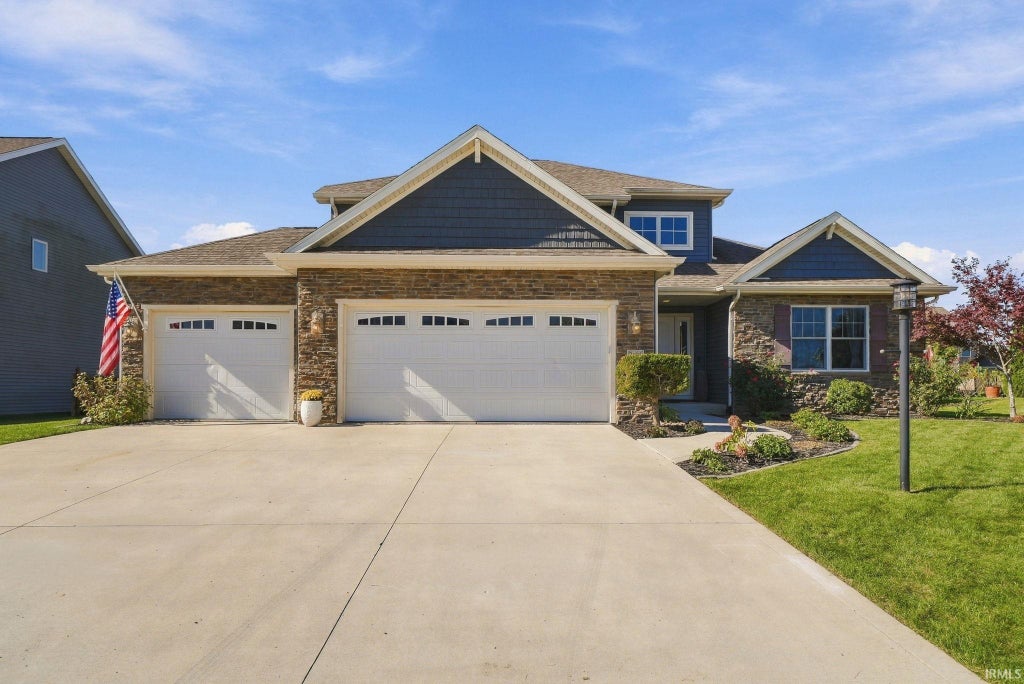 Photo of 3196 Treviso Way, Fort Wayne, IN 46814 (MLS # 202643545)