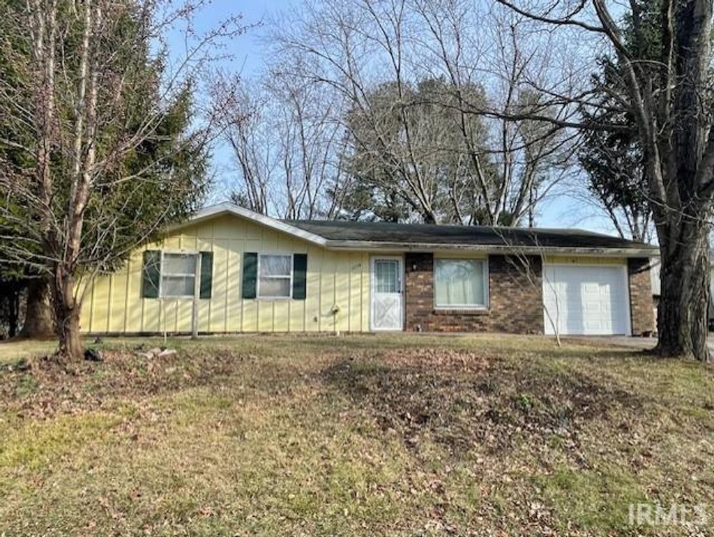 Photo of 1719 S Seneca Street, Ellettsville, IN 47429 (MLS # 202548464)