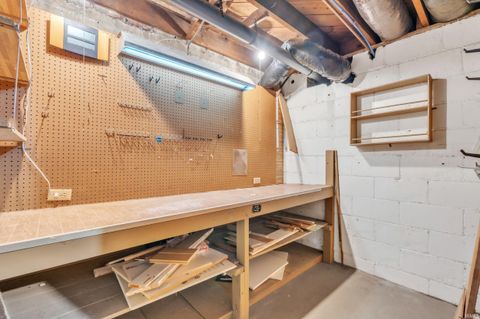 Tiny photo for 527 N State Street, Kendallville, IN 46755 (MLS # 202608517)