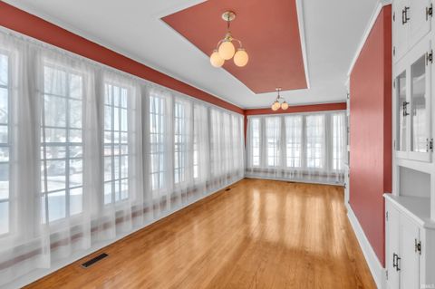 Tiny photo for 527 N State Street, Kendallville, IN 46755 (MLS # 202608517)