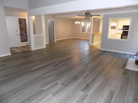 Tiny photo for 7811 Ridgemont Drive, Newburgh, IN 47630 (MLS # 202542939)