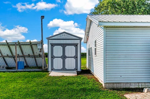 Tiny photo for 4449 W 300 N, Bluffton, IN 46714 (MLS # 202639261)