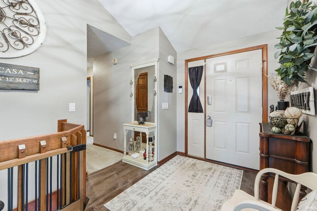 Photo of 7903 Anoka Drive, Fort Wayne, IN 46809 (MLS # 202605373)