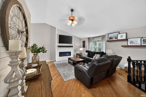 Tiny photo for 4137 Greenglade Court, South Bend, IN 46628 (MLS # 202615918)