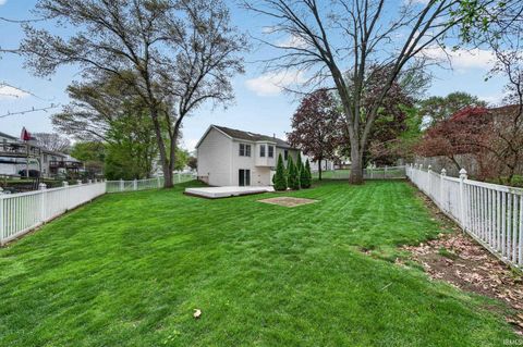 Tiny photo for 4137 Greenglade Court, South Bend, IN 46628 (MLS # 202615918)