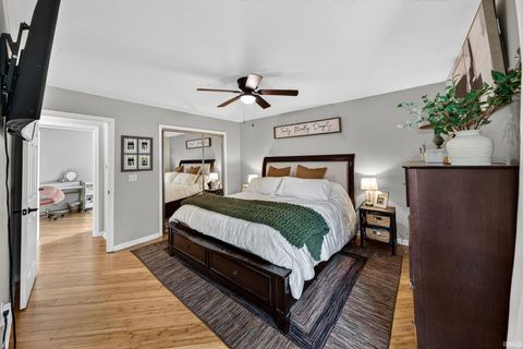 Tiny photo for 4137 Greenglade Court, South Bend, IN 46628 (MLS # 202615918)