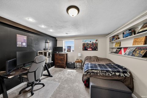 Tiny photo for 4137 Greenglade Court, South Bend, IN 46628 (MLS # 202615918)