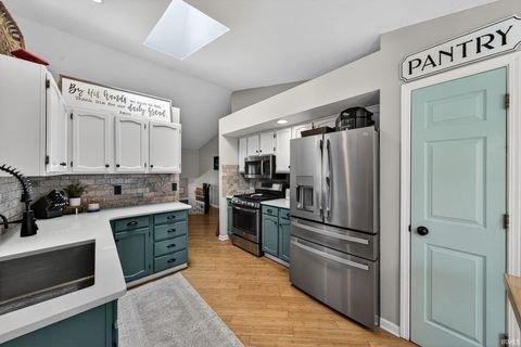 Tiny photo for 4137 Greenglade Court, South Bend, IN 46628 (MLS # 202615918)