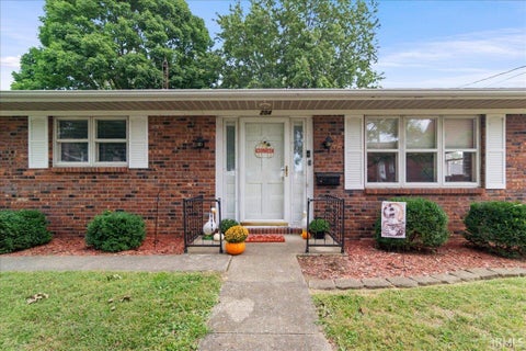 Tiny photo for 204 N MAIN Street, Fort Branch, IN 47648 (MLS # 202640870)