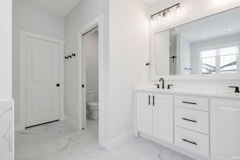 Tiny photo for 54628 Salem Farms Court, Osceola, IN 46561 (MLS # 202602521)