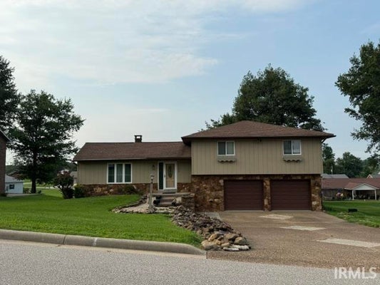 732 E 21ST ST, FERDINAND, IN 47532 - Image 495e825b9e1df99672b7b242584b51e6/3309429220