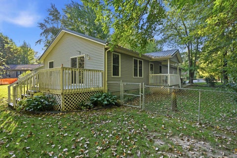 Photo of 1765 S 485 E, Lagrange, IN 46761 (MLS # 202641916)