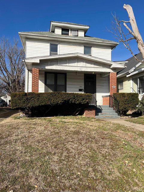 Photo of 720 E Delaware Street, Evansville, IN 47711 (MLS # 202604634)