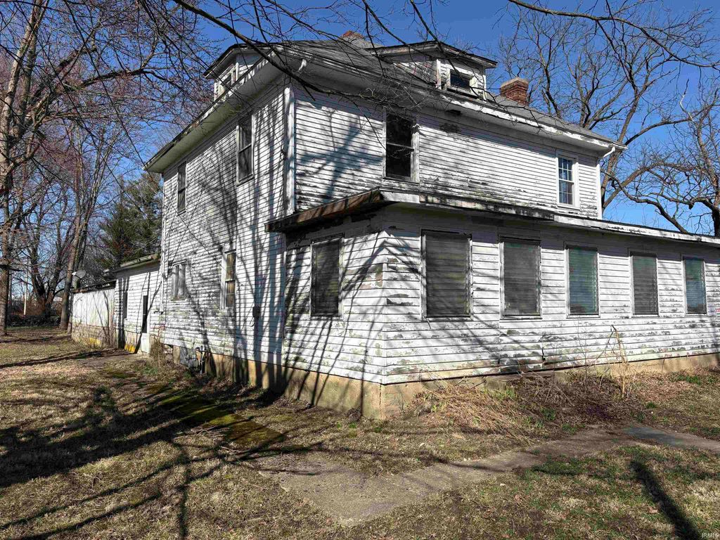 Photo of 530 E 11th Street, Rushville, IN 46173 (MLS # 202607576)