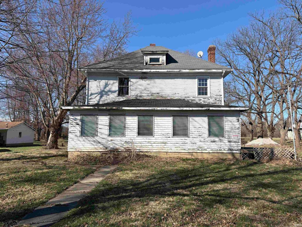 Photo of 530 E 11th Street, Rushville, IN 46173 (MLS # 202607576)