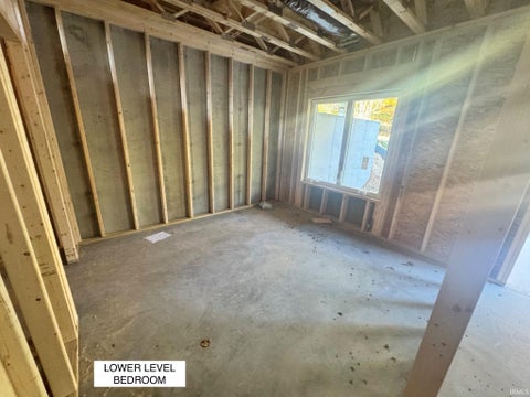 Tiny photo for 1827 S Maxwell Street, Bloomington, IN 47401 (MLS # 202644953)