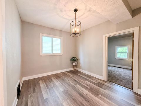 Tiny photo for 4025 Tacoma Avenue, Fort Wayne, IN 46807 (MLS # 202615862)