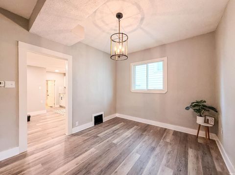 Tiny photo for 4025 Tacoma Avenue, Fort Wayne, IN 46807 (MLS # 202615862)