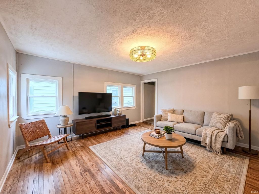 Photo of 4025 Tacoma Avenue, Fort Wayne, IN 46807 (MLS # 202615862)