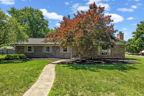 Photo of 3909 Petersmill Drive, Lafayette, IN 47905 (MLS # 202623445)