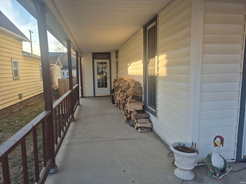 Photo of 8 N Meridian Street, Redkey, IN 47373 (MLS # 202602379)