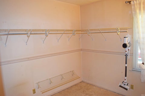 Tiny photo for 811 Hartford Court, Evansville, IN 47710 (MLS # 202637008)