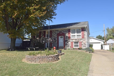 Tiny photo for 811 Hartford Court, Evansville, IN 47710 (MLS # 202637008)