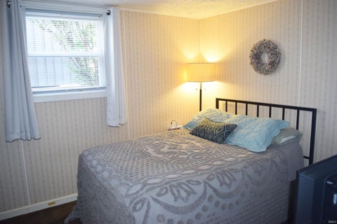 Tiny photo for 811 Hartford Court, Evansville, IN 47710 (MLS # 202637008)