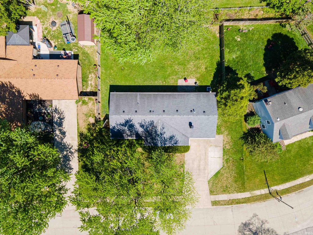 Photo of 2008 W Bryden Road, Muncie, IN 47304 (MLS # 202613795)