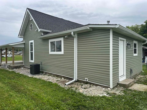 Tiny photo for 1426 W 2nd Street, Marion, IN 46952 (MLS # 202621200)