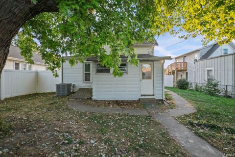 Tiny photo for 626 S 21st Street, Lafayette, IN 47905 (MLS # 202544259)