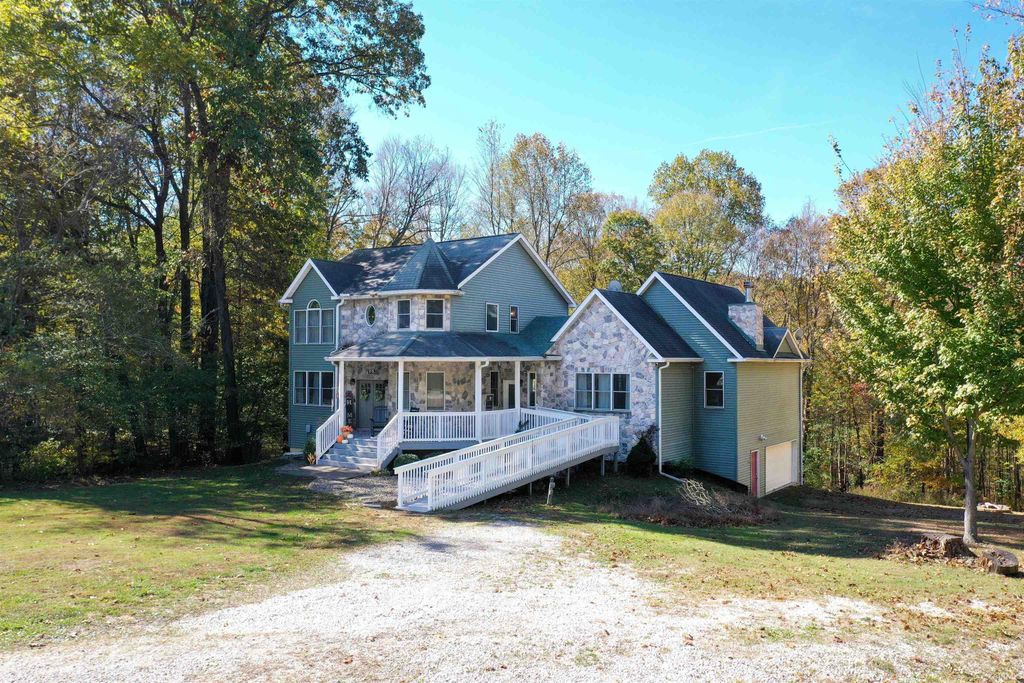 Photo of 699 N Deer Lake Drive, Bloomfield, IN 47424 (MLS # 202543380)