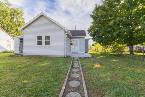 Tiny photo for 2509 Vine Street, New Castle, IN 47362 (MLS # 202639975)