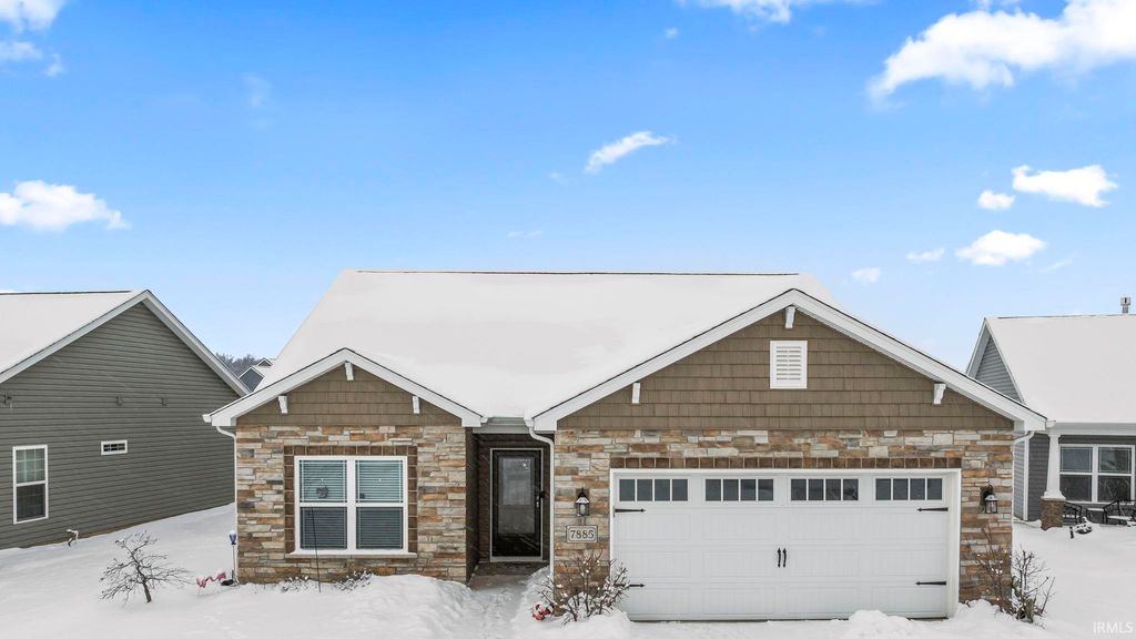Photo of 7885 Sunbeam Cove, Fort Wayne, IN 46835 (MLS # 202603047)