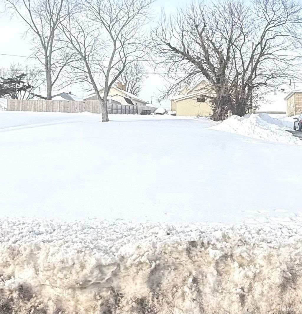 Photo of 1807 16th Street, Bedford, IN 47401 (MLS # 202602936)