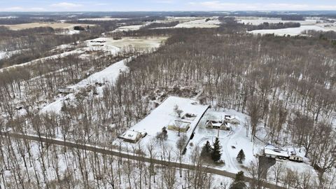 Tiny photo for 3542 W Division Road, Peru, IN 46970 (MLS # 202549598)