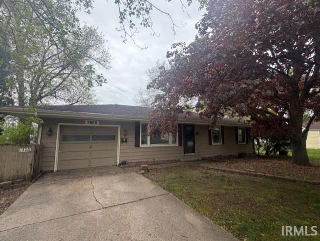 Photo of 1305 Laurel Street, Elkhart, IN 46514 (MLS # 202617140)
