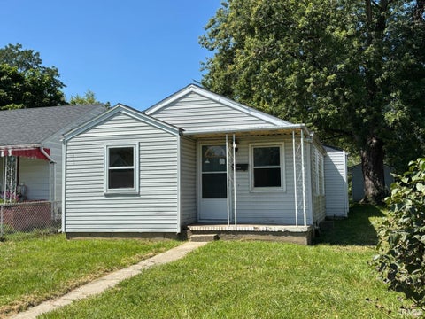 Photo of 2203 S Biltmore Avenue, Muncie, IN 47302 (MLS # 202635203)