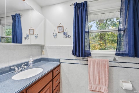 Tiny photo for 5819 Rosedale Drive, Fort Wayne, IN 46804 (MLS # 202642924)