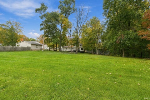 Tiny photo for 5819 Rosedale Drive, Fort Wayne, IN 46804 (MLS # 202642924)