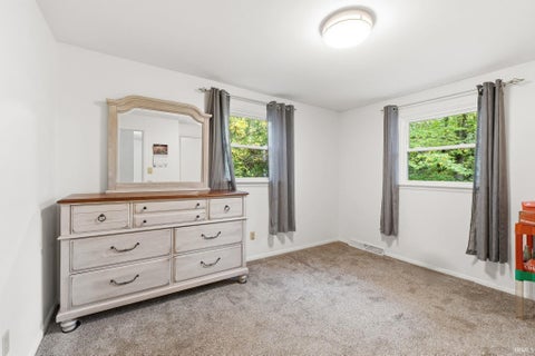 Tiny photo for 5819 Rosedale Drive, Fort Wayne, IN 46804 (MLS # 202642924)