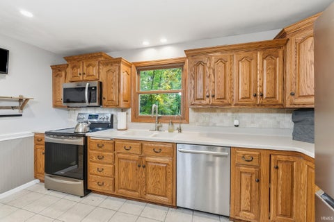 Tiny photo for 5819 Rosedale Drive, Fort Wayne, IN 46804 (MLS # 202642924)
