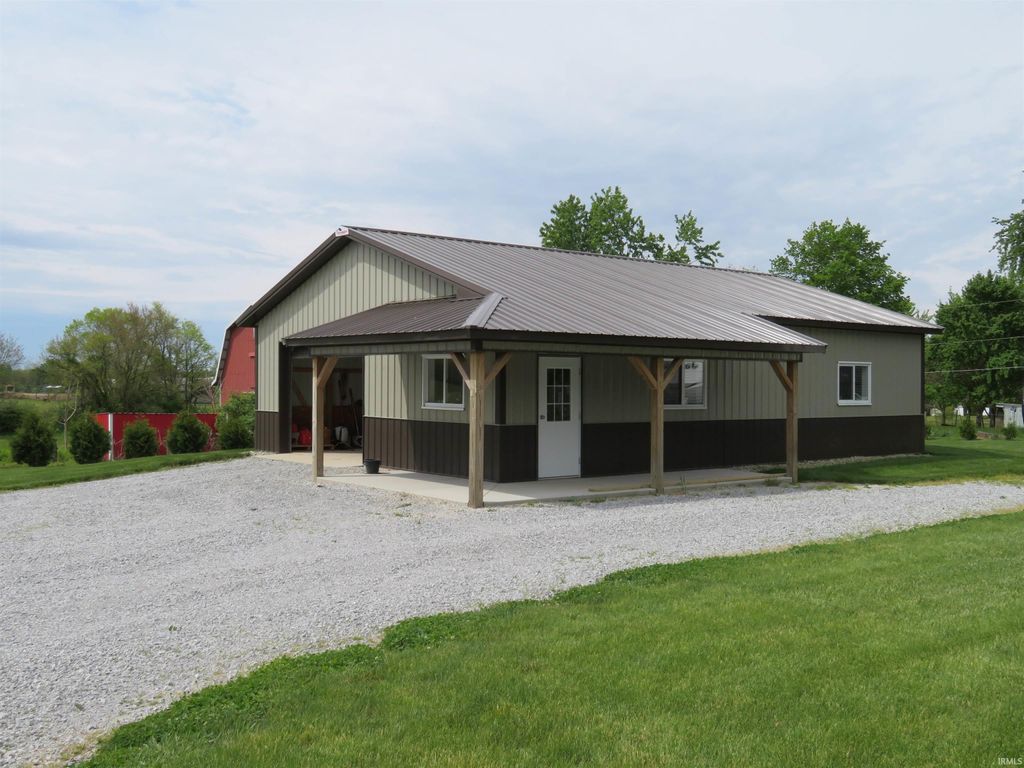 Photo of 15670 County Road 42, Goshen, IN 46528 (MLS # 202618732)