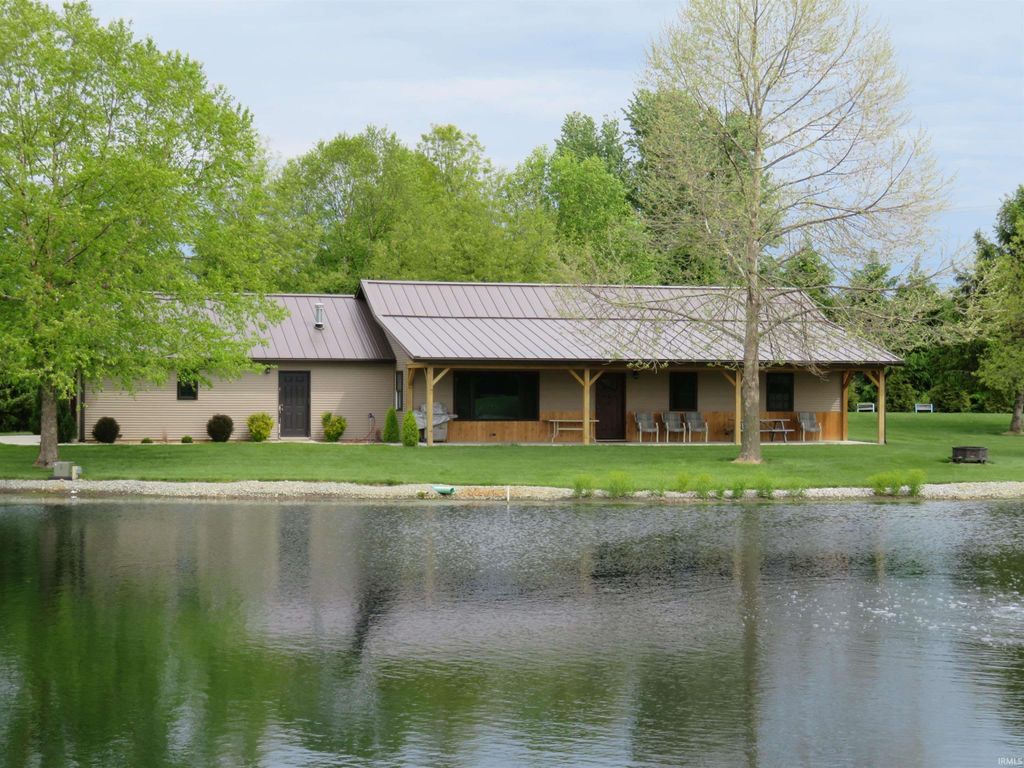 Photo of 15670 County Road 42, Goshen, IN 46528 (MLS # 202618732)