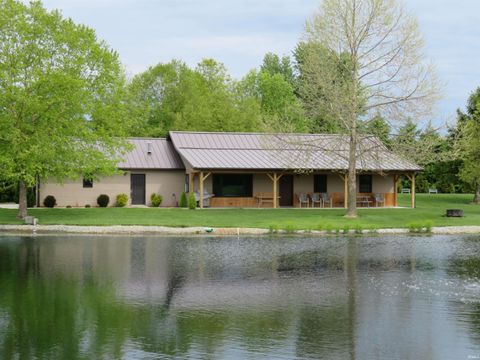 Photo of 15670 County Road 42, Goshen, IN 46528 (MLS # 202618732)